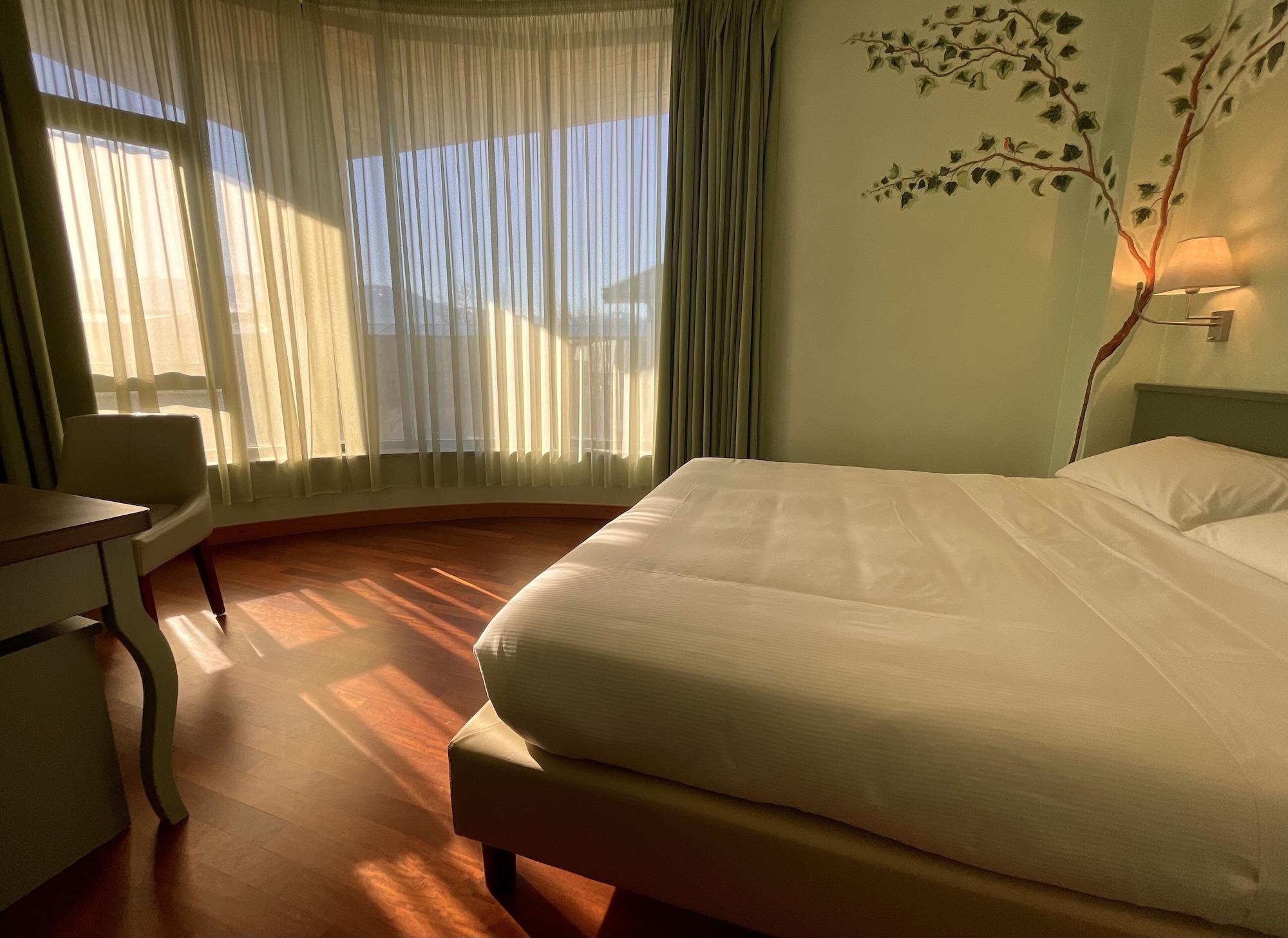 Hotel Santacroce Meeting Sulmona Exterior foto